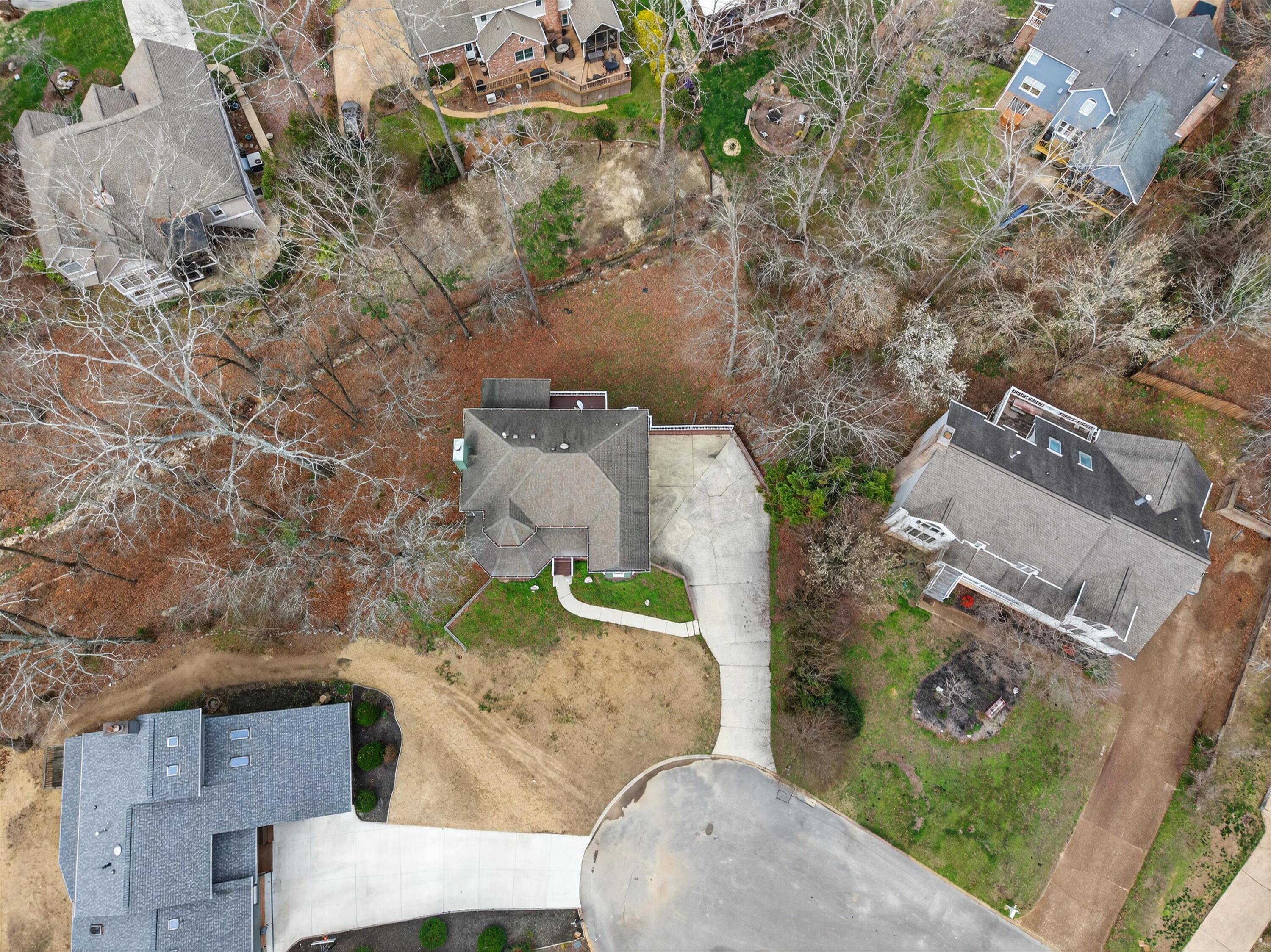 9235 Shay Cove Ooltewah, TN 37363 - Photo 47 of 53 50-047_DJI_20260303123551_0226_D