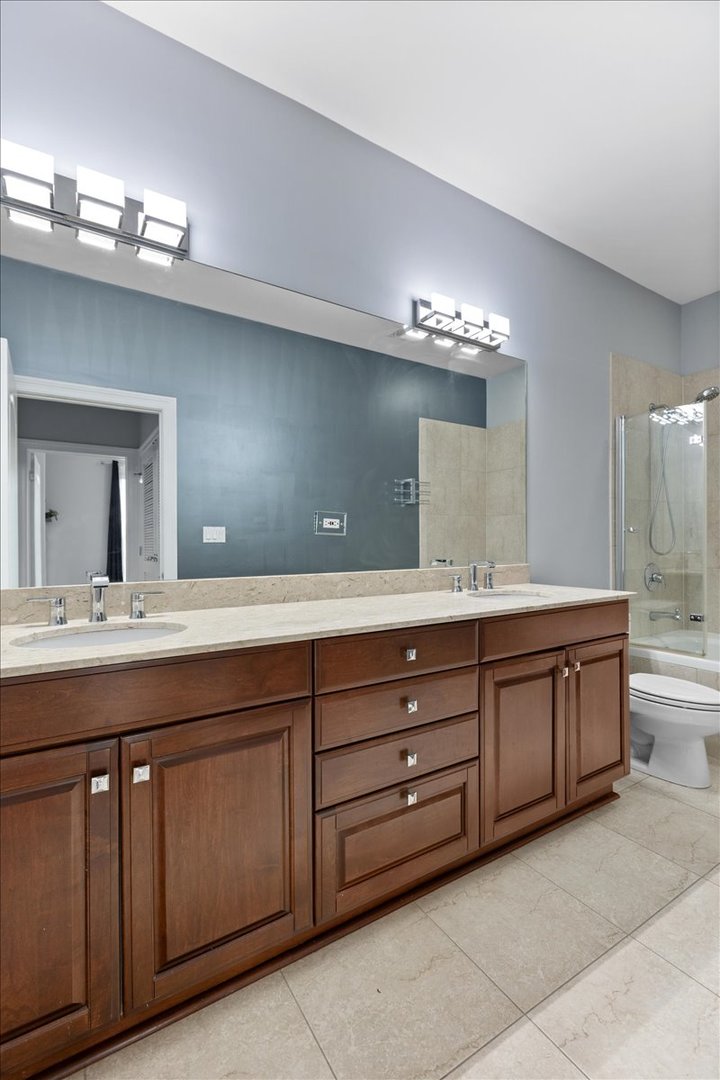 2811 North Bell Avenue, Unit 202 Chicago, IL 60618 - Photo 15 of 26