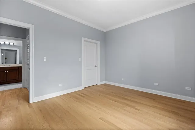 $349,000 | 2811 North Bell Avenue, Unit 202, Chicago, IL 60618