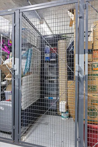 $349,000 | 2811 North Bell Avenue, Unit 202, Chicago, IL 60618