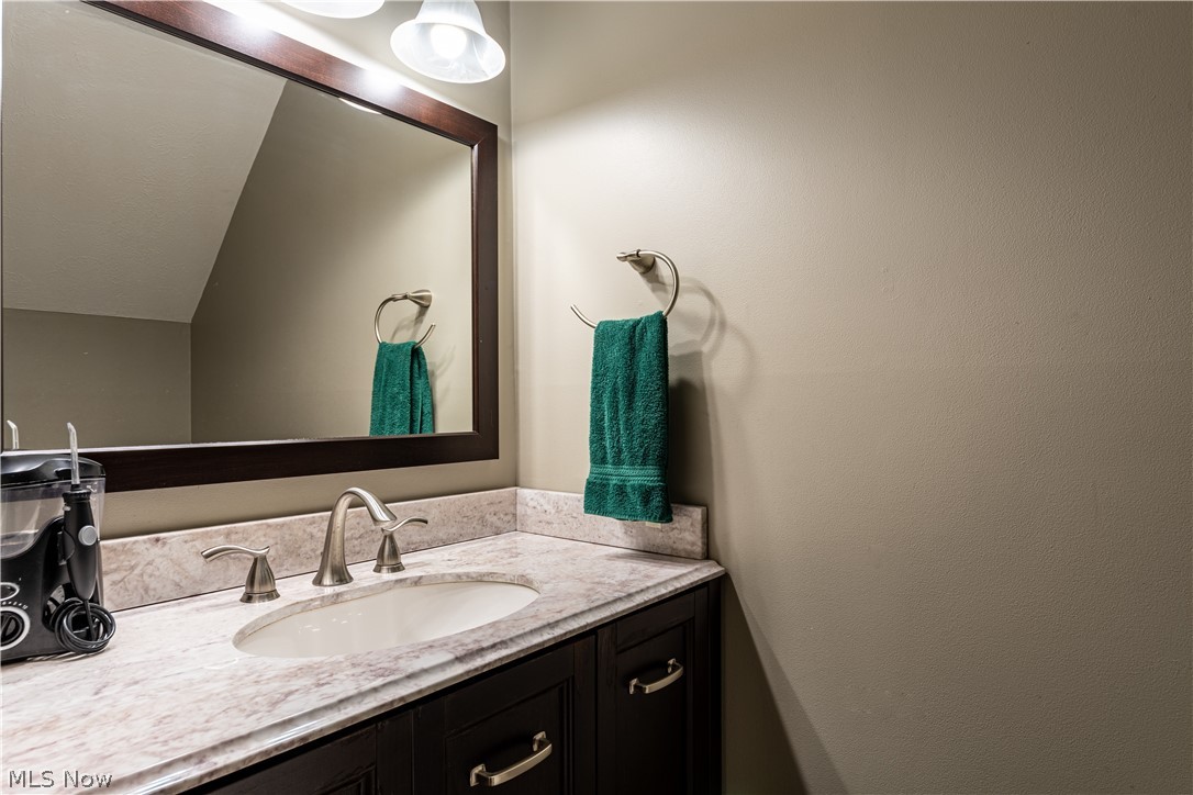 7045 Adkins Road Mentor, OH 44060 - Photo 16 of 35 Gallery Image 16