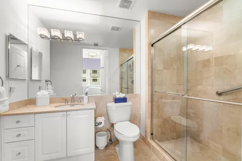 $6,000 | 99 Southeast Mizner Boulevard, Unit 543, Boca Raton, FL 33432