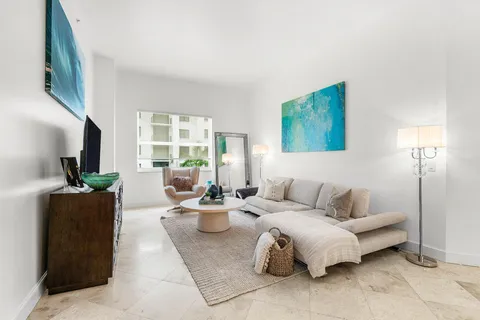 $6,000 | 99 Southeast Mizner Boulevard, Unit 543, Boca Raton, FL 33432
