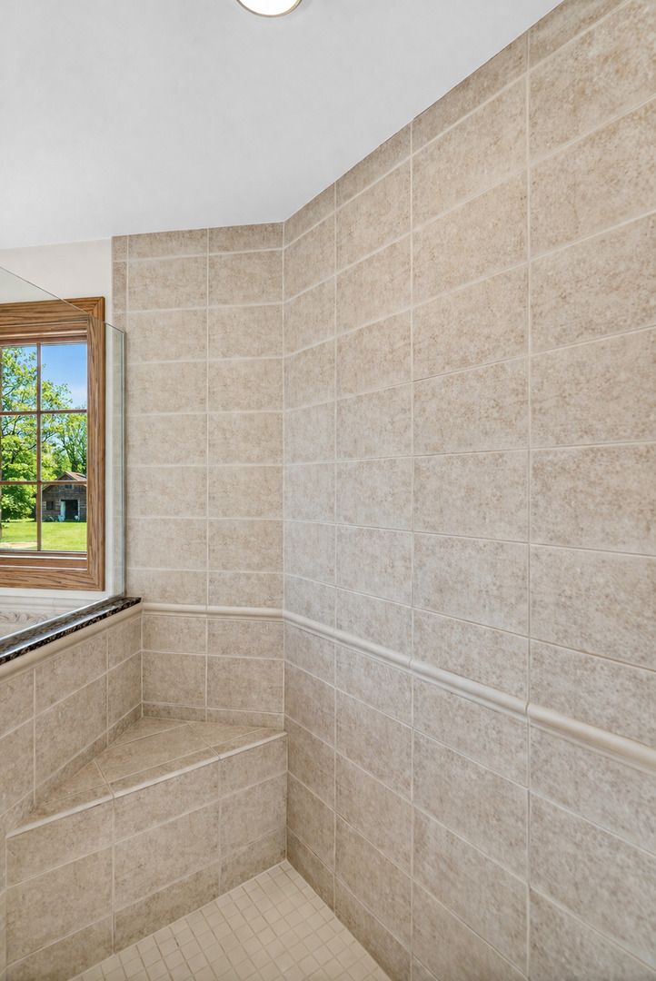 2321 Coach Road Long Grove, IL 60047 - Photo 48 of 83