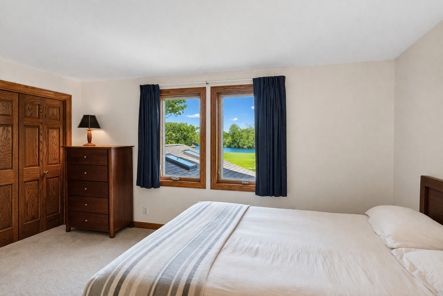 2321 Coach Road Long Grove, IL 60047 - Photo 54 of 83 a bedroom with a bed and window