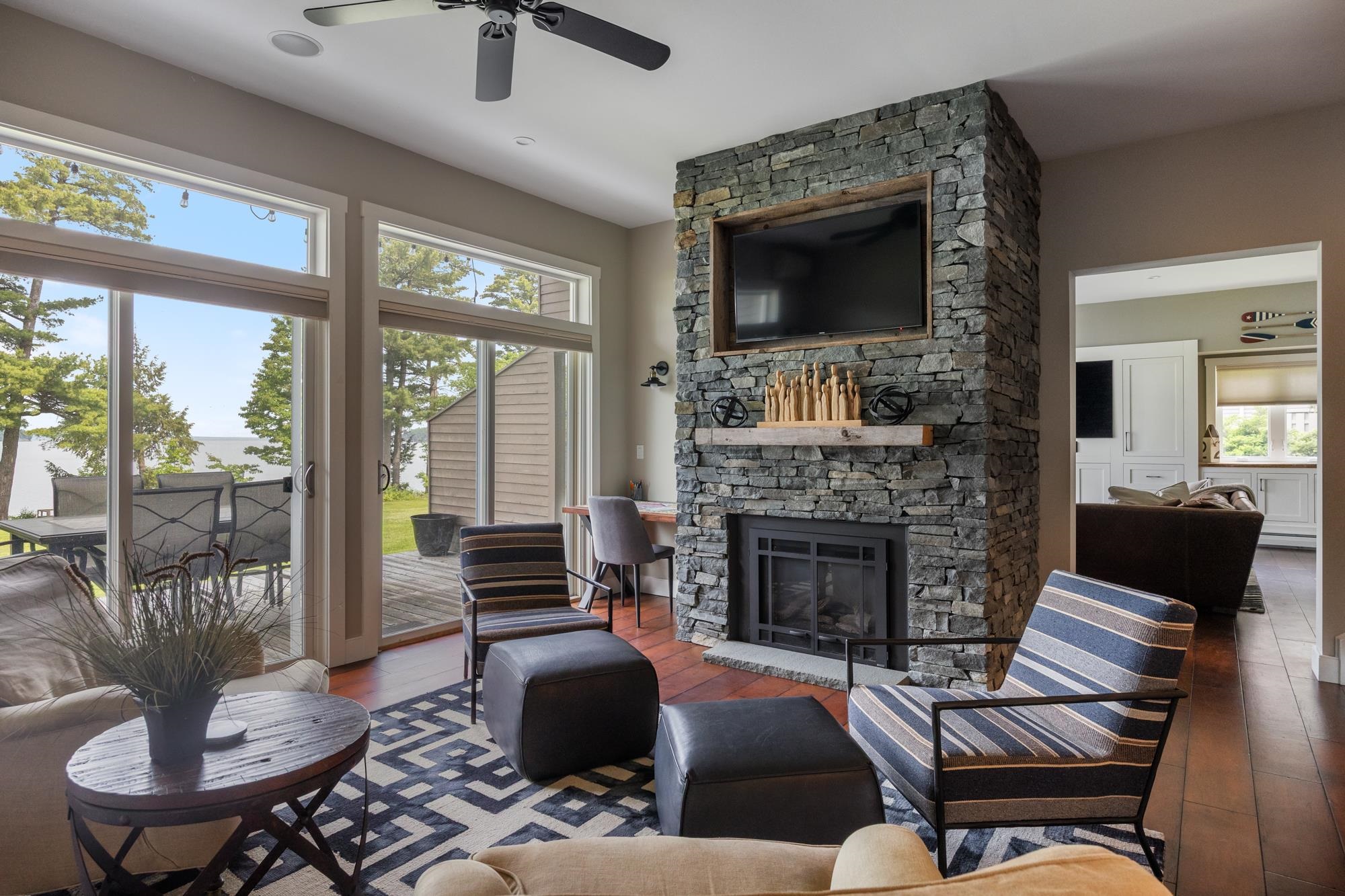 401 South Beach Road, Unit 401 AND 402 South Burlington, VT 05403 - Photo 22 of 53