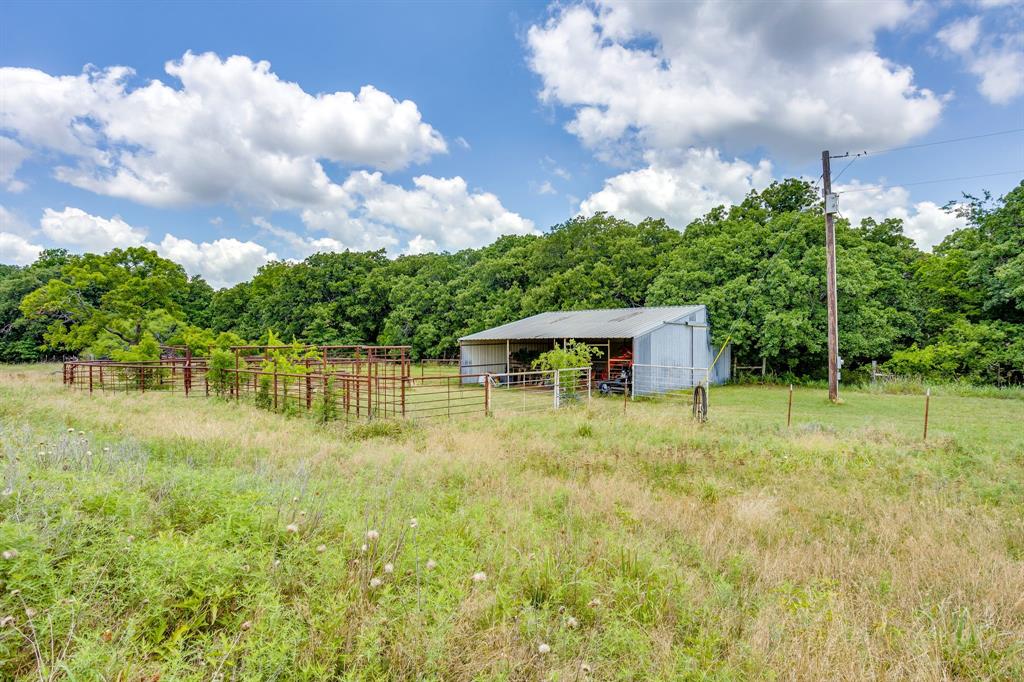 10287 Fm 1749 Sunset, TX 76270 - Photo 36 of 40