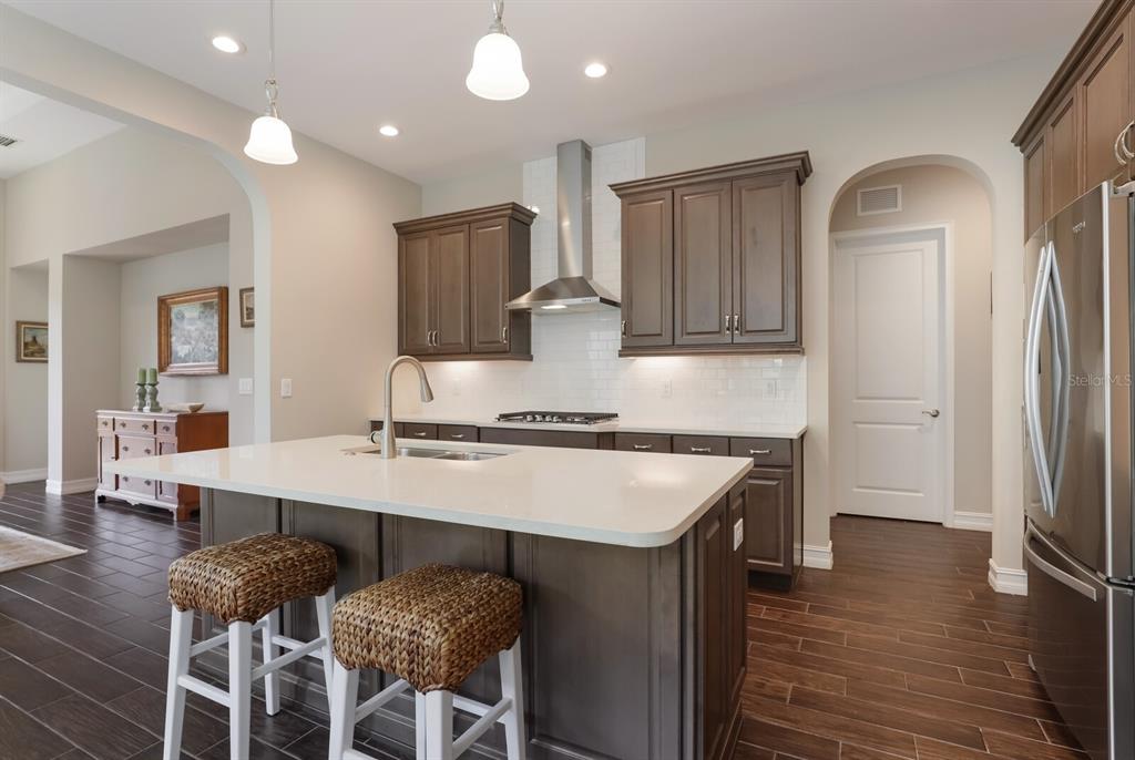 2402 Starwood Court Lakewood Ranch, FL 34211 - Photo 15 of 71