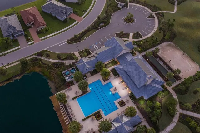 $549,000 | 2402 Starwood Court, Lakewood Ranch, FL 34211