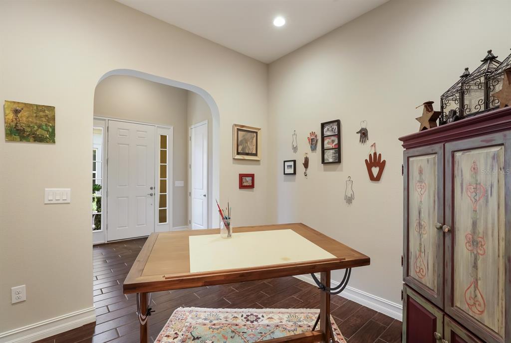 2402 Starwood Court Lakewood Ranch, FL 34211 - Photo 9 of 71