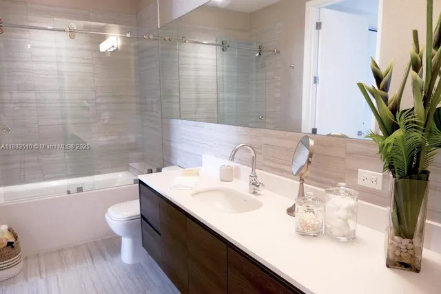 $1,350,000 | 301 Altara Avenue, Unit 701, Coral Gables, FL 33146