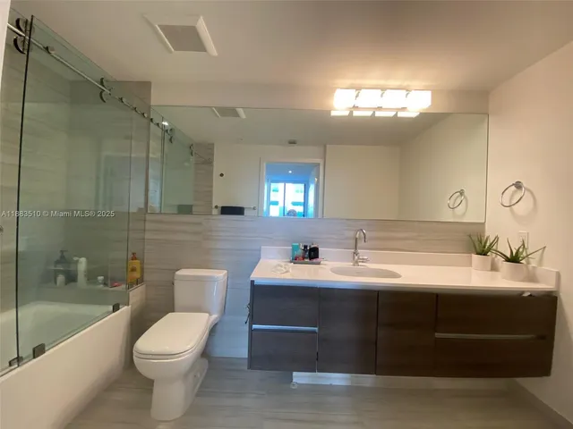 $1,350,000 | 301 Altara Avenue, Unit 701, Coral Gables, FL 33146