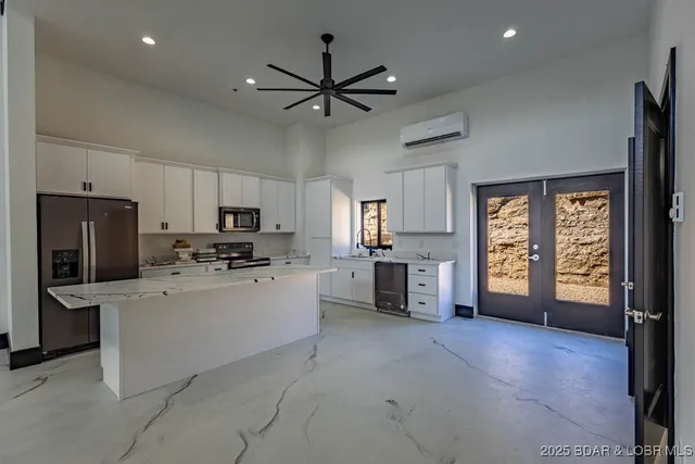 $369,900 | 100 Blue Heron Hill Lane, Unit 108, Lake Ozark, MO 65049