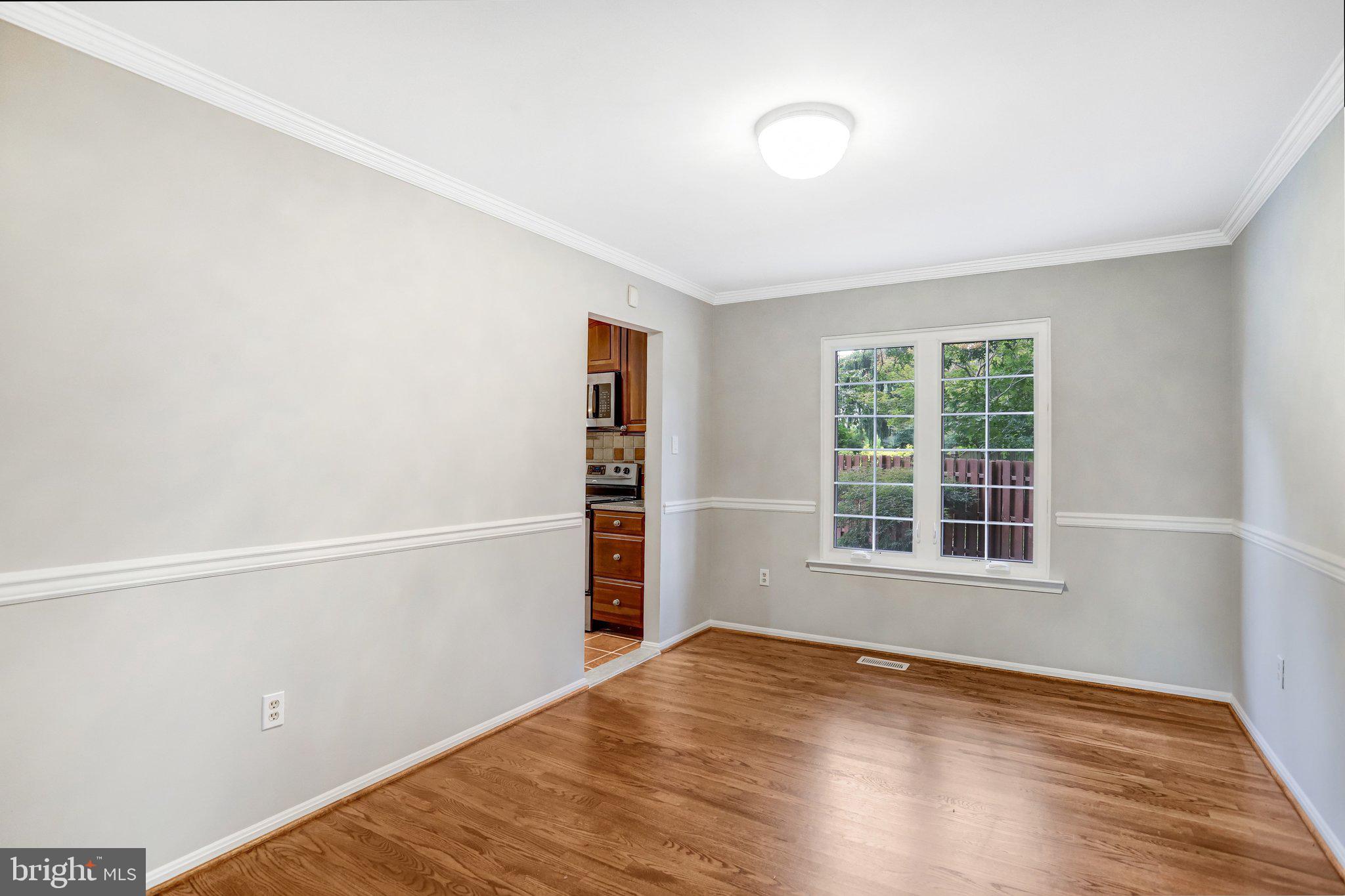 131 Seneca Ridge Drive Sterling, VA 20164 - Photo 7 of 44 Gallery Image 7