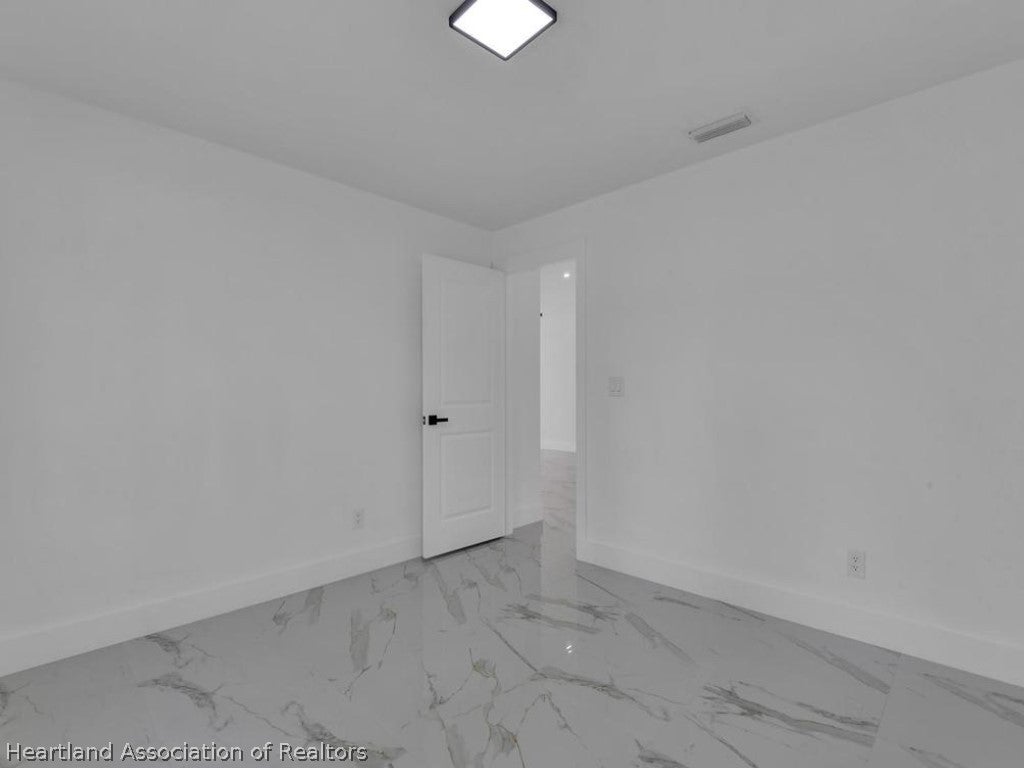 4747 24th Street Southwest Lehigh Acres, FL 33973 - Photo 19 of 35 Gallery Image 19