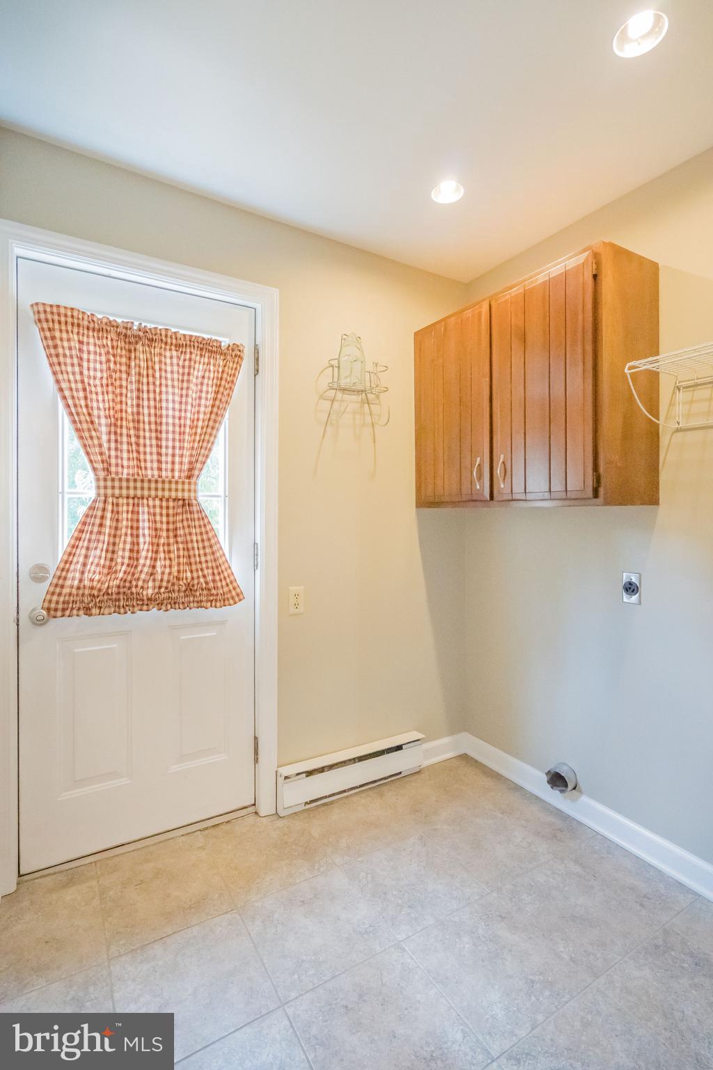 556 Marticville Road Pequea, PA 17565 - Photo 13 of 26 Gallery Image 13