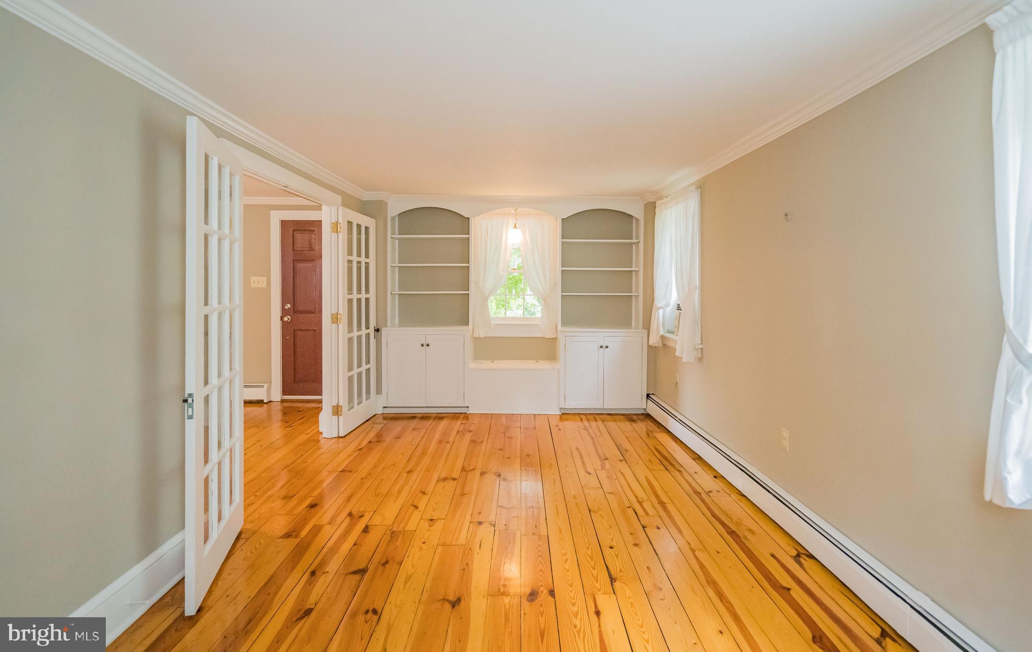 556 Marticville Road Pequea, PA 17565 - Photo 4 of 26 Gallery Image 4