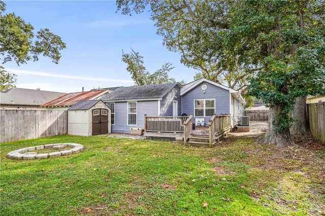 $2,000 | 608 Tullulah Avenue, River Ridge, LA 70123