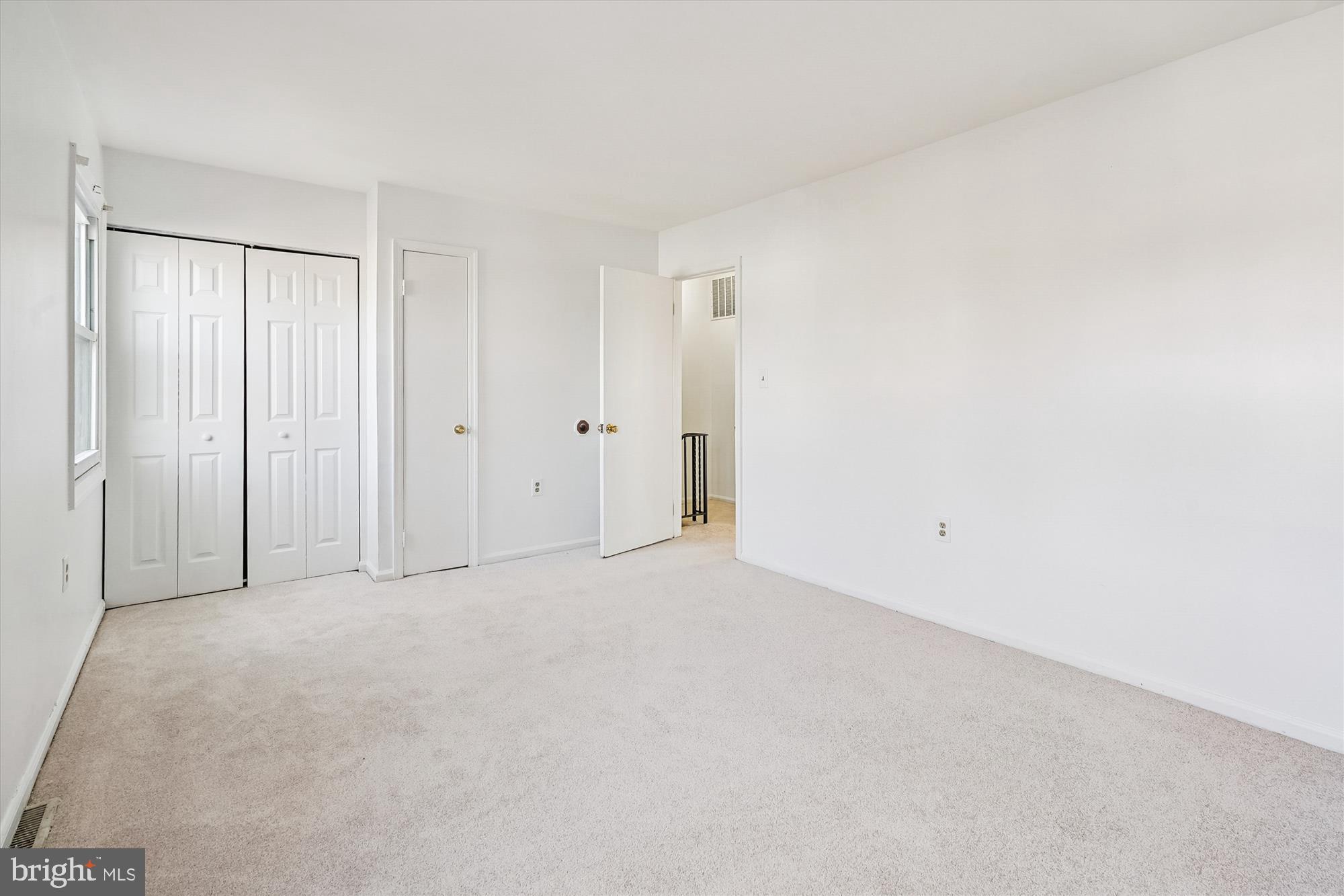 8347 Irongate Way Manassas, VA 20109 - Photo 18 of 42 a view of an empty room