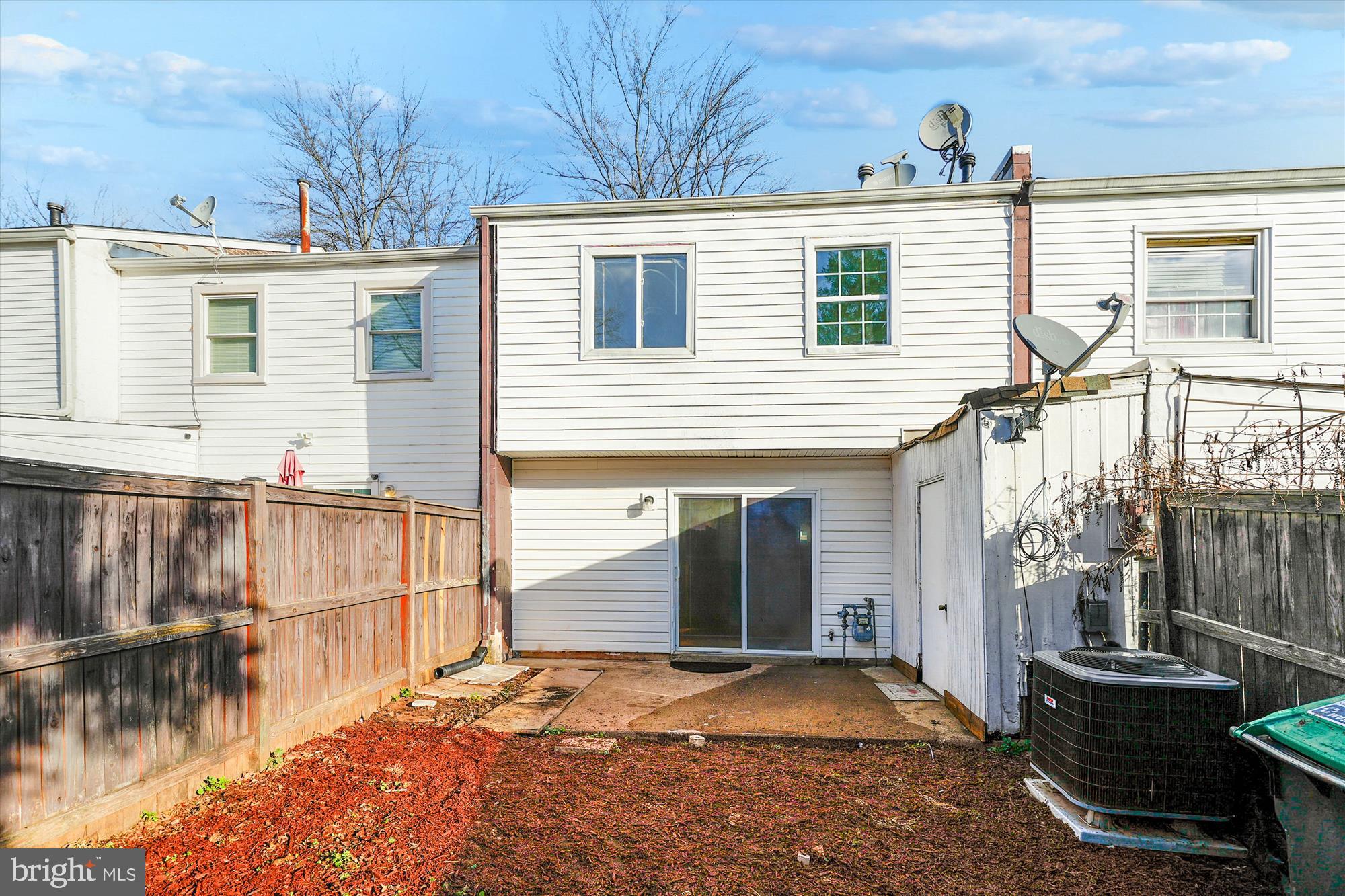 8347 Irongate Way Manassas, VA 20109 - Photo 26 of 42 a view of a house with a patio