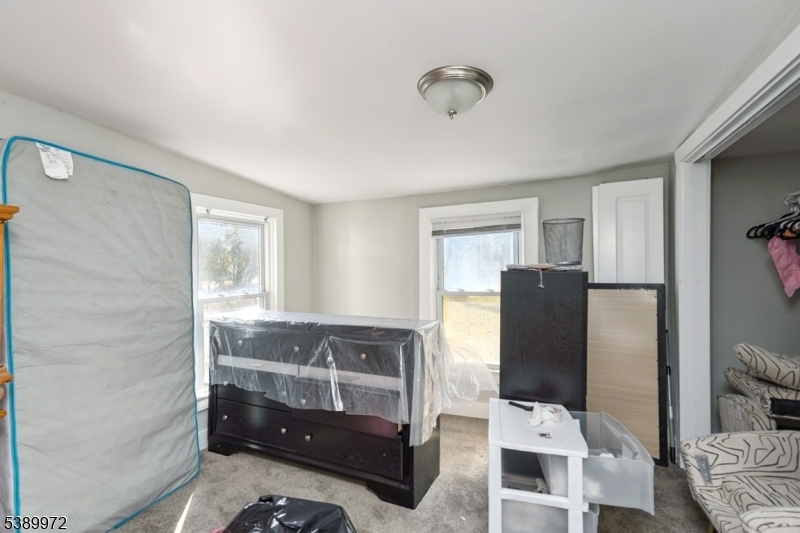 119 Wall Street Belvidere, NJ 07823 - Photo 20 of 25 a living room with furniture