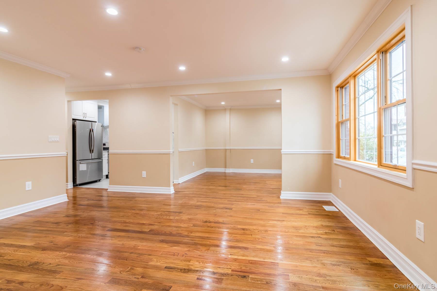 84-31 Beverly Road Queens, NY 11415 - Photo 5 of 22