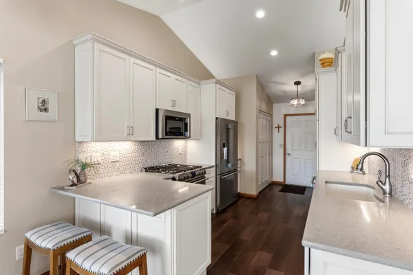 $339,900 | 15 Stone Castle Drive, Fond du Lac, WI 54935