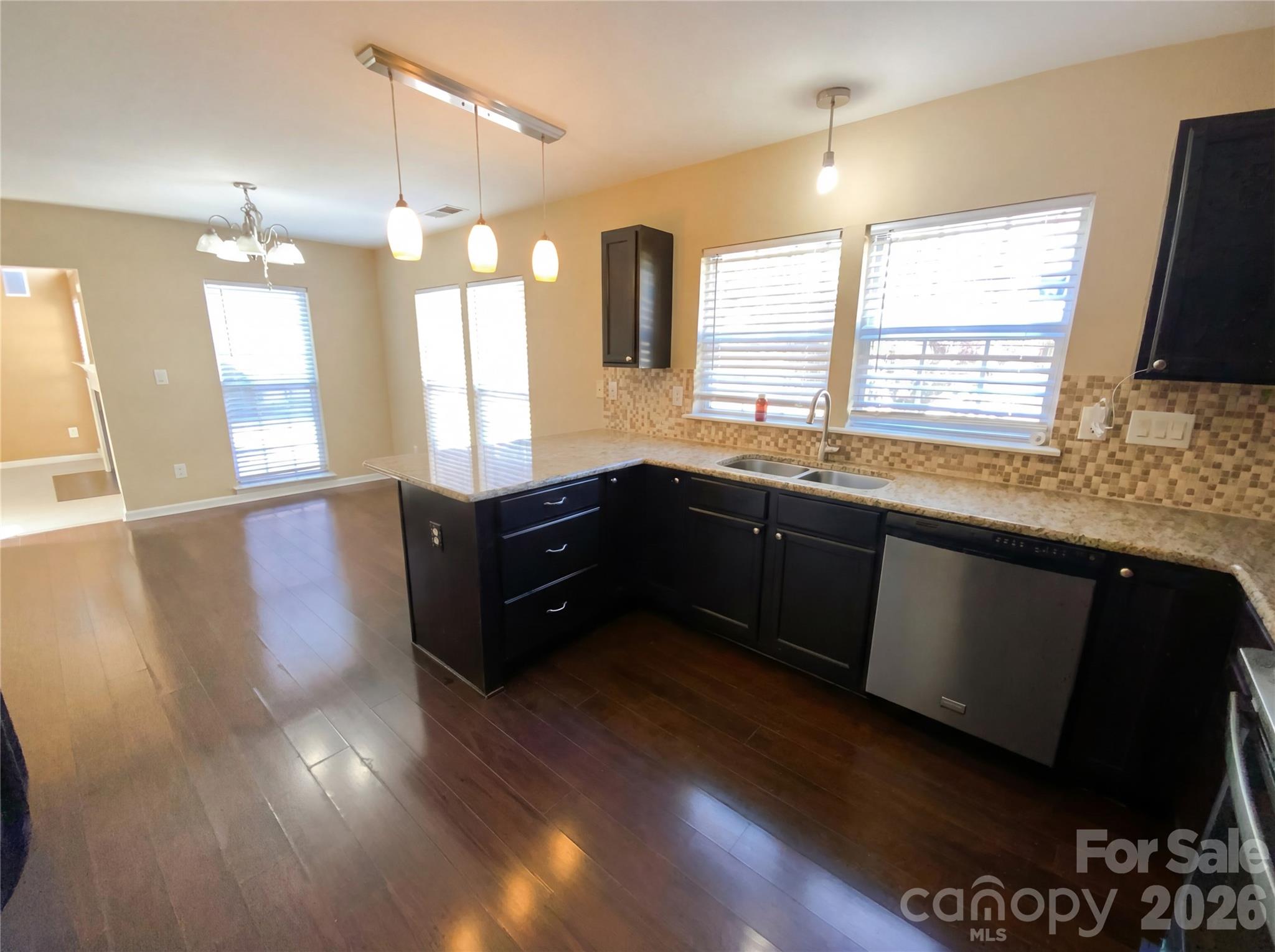 7824 Buddy Holly Road Charlotte, NC 28216 - Photo 10 of 20