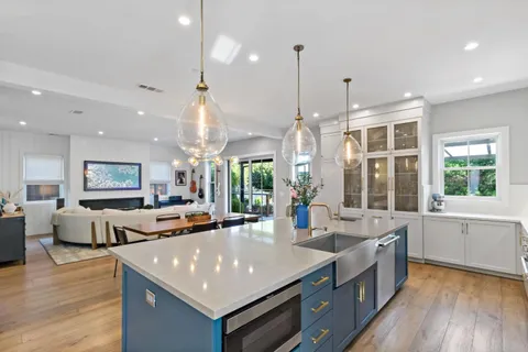 $3,895,000 | 1050 Lincoln Court, San Jose, CA 95125