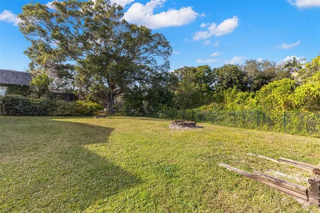 $3,100 | 3059 Hickory Drive, Largo, FL 33770