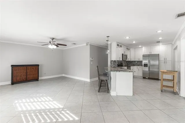 $3,100 | 3059 Hickory Drive, Largo, FL 33770