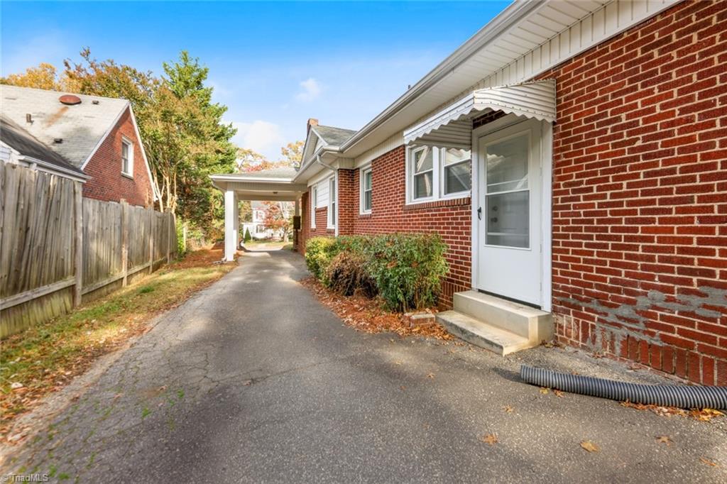 1015 South Hawthorne Road Winston-Salem, NC 27103 - Photo 22 of 24