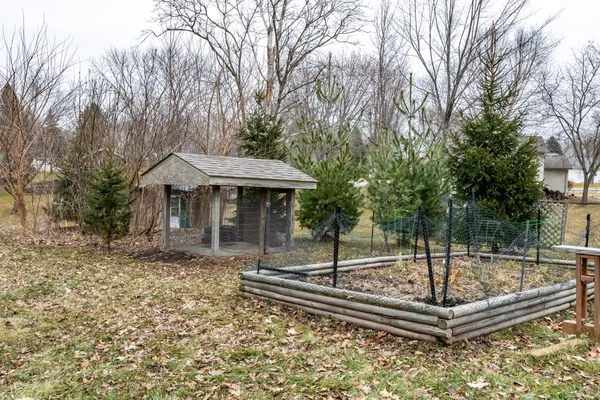 $649,900 | 715 Lee Drive, West Salem, WI 54669