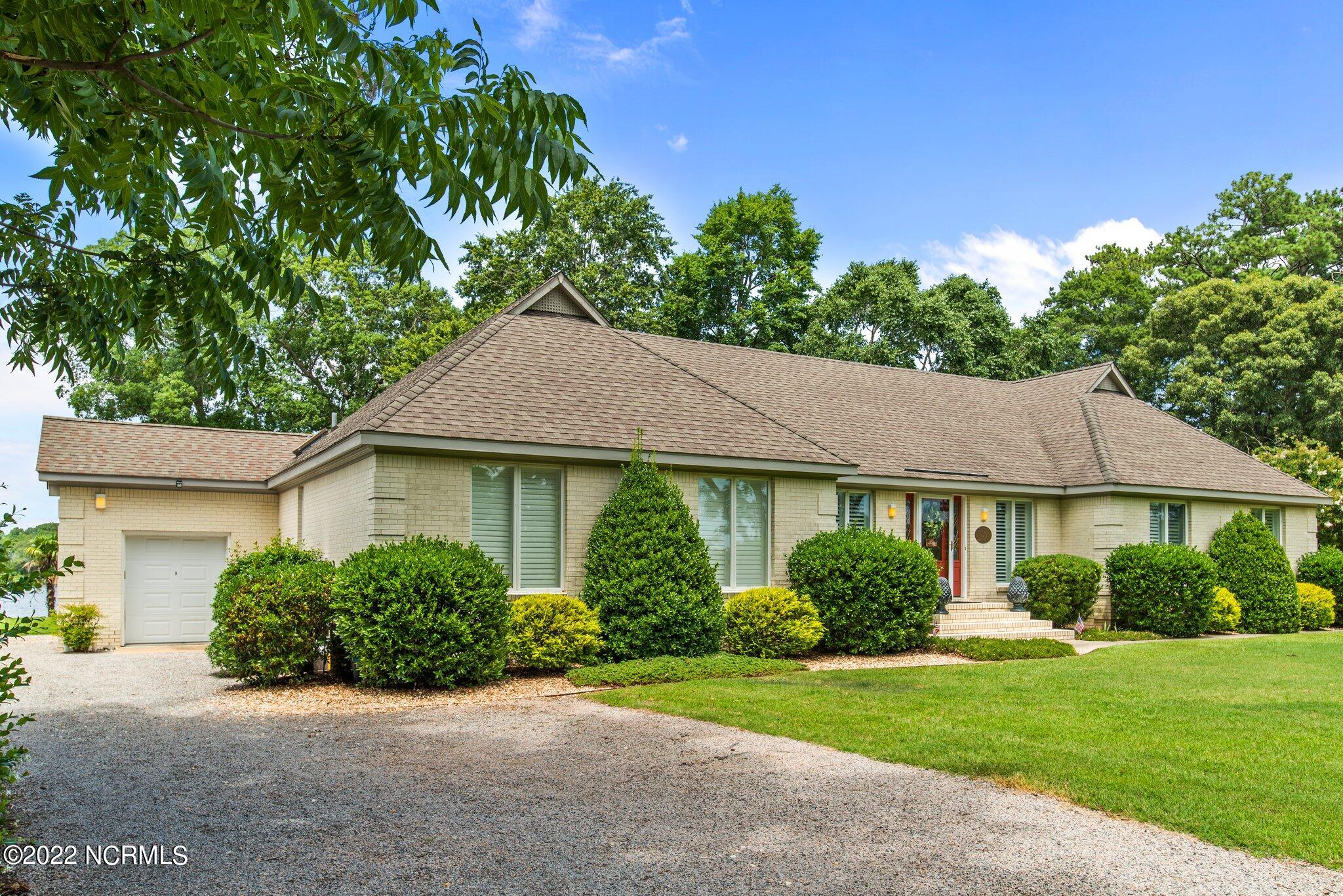 150 Catnip Point Road Bath, NC 27808 - Photo 4 of 59 CBA786CF-C200-4C72-8D58-2747E798DEB7