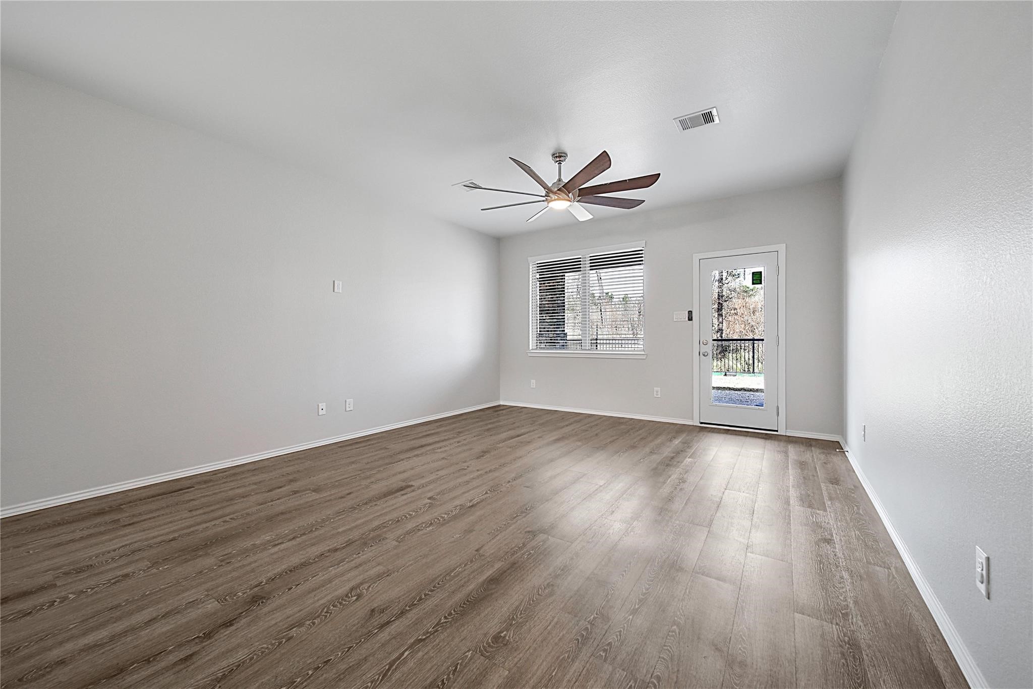 9295 Inland Leather Lane Conroe, TX 77385 - Photo 14 of 35