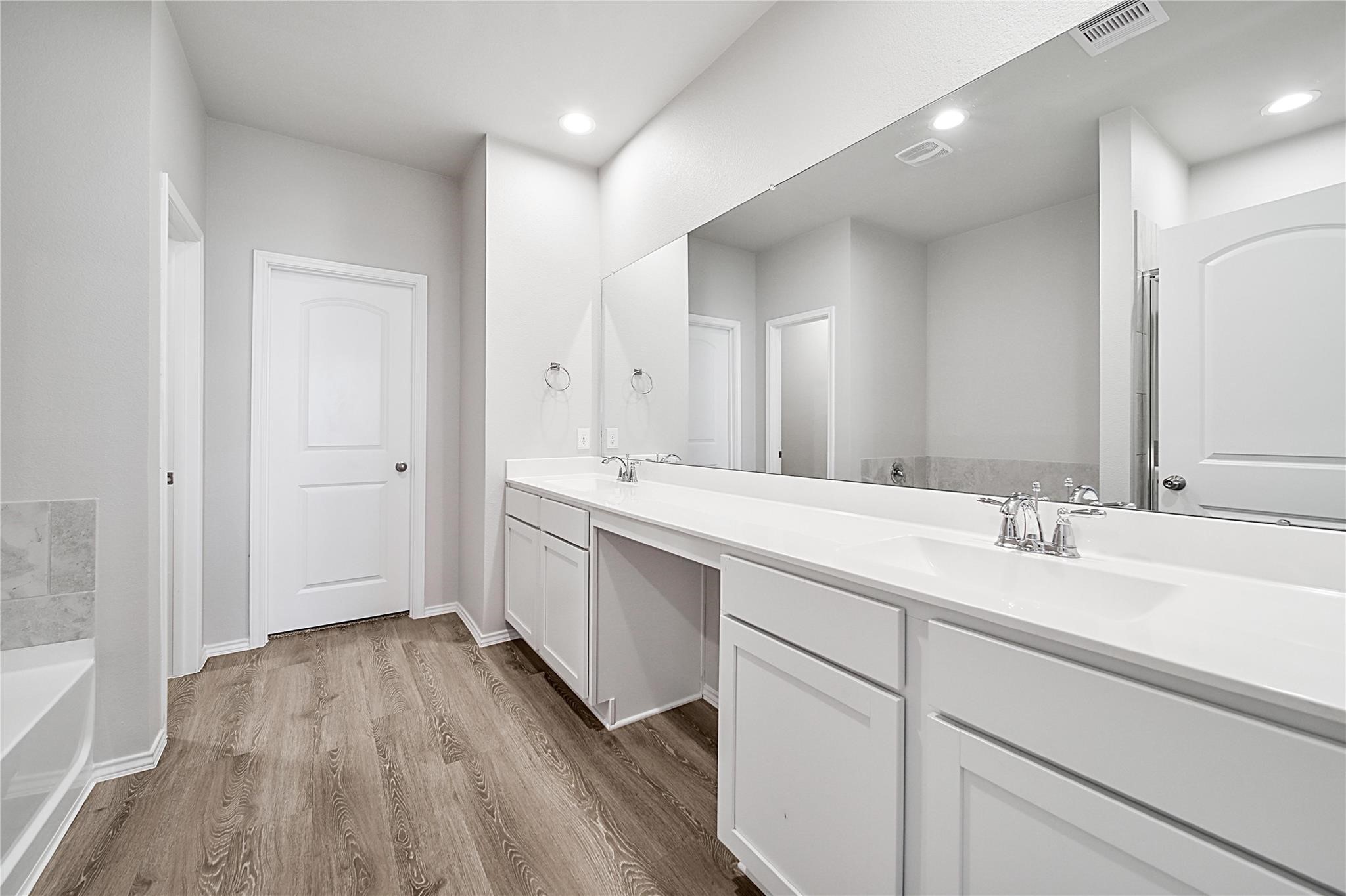 9295 Inland Leather Lane Conroe, TX 77385 - Photo 18 of 35