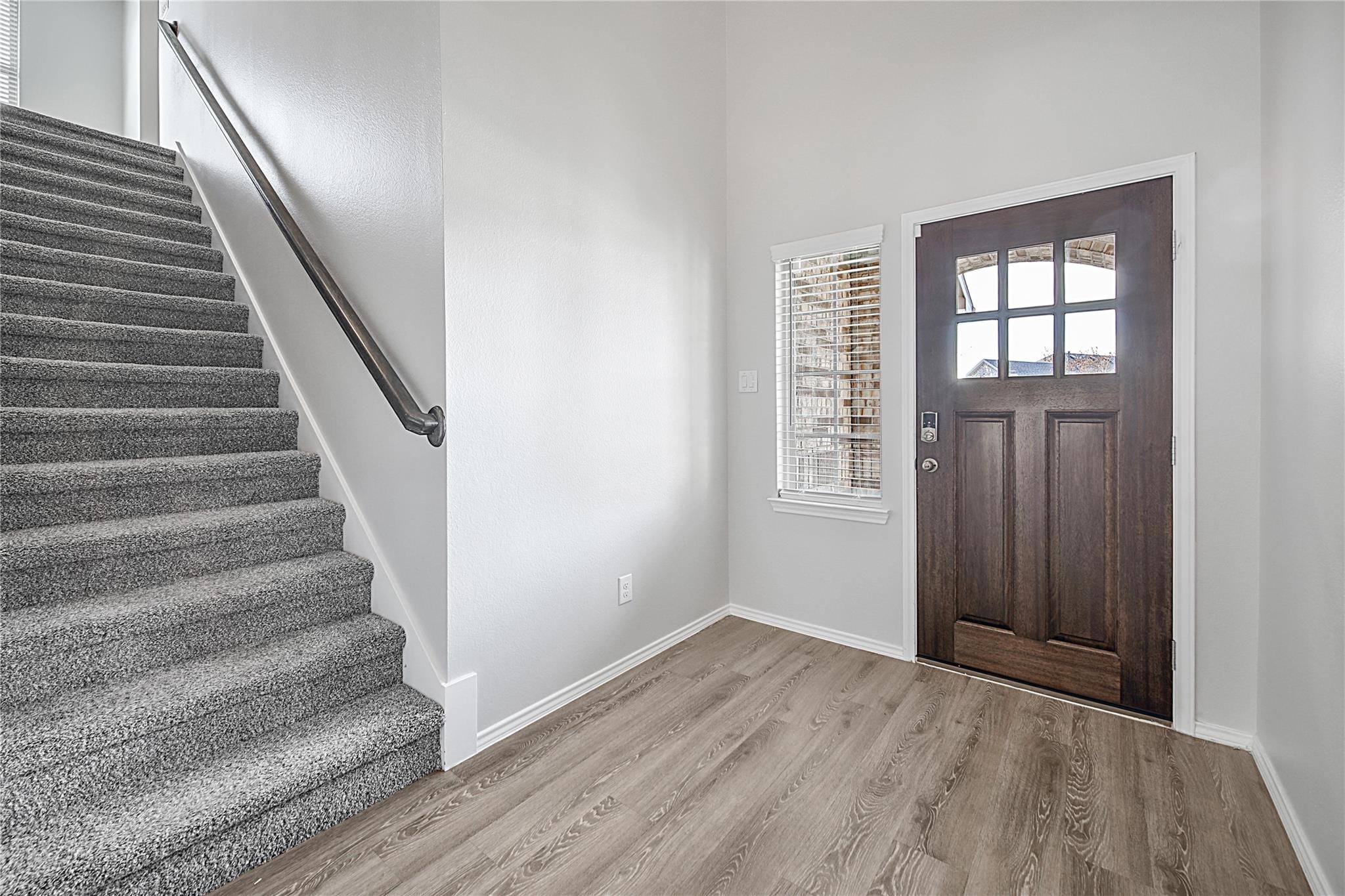 9295 Inland Leather Lane Conroe, TX 77385 - Photo 4 of 35