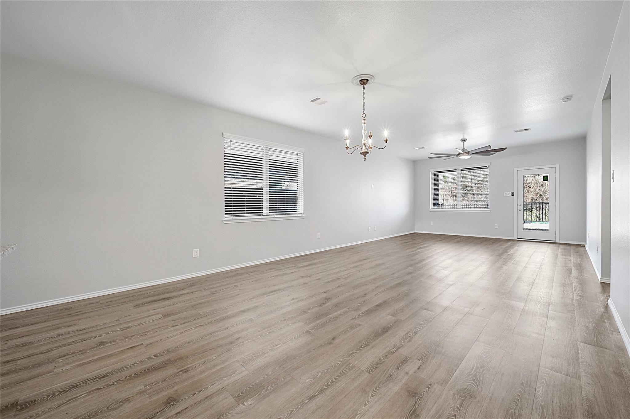 9295 Inland Leather Lane Conroe, TX 77385 - Photo 6 of 35