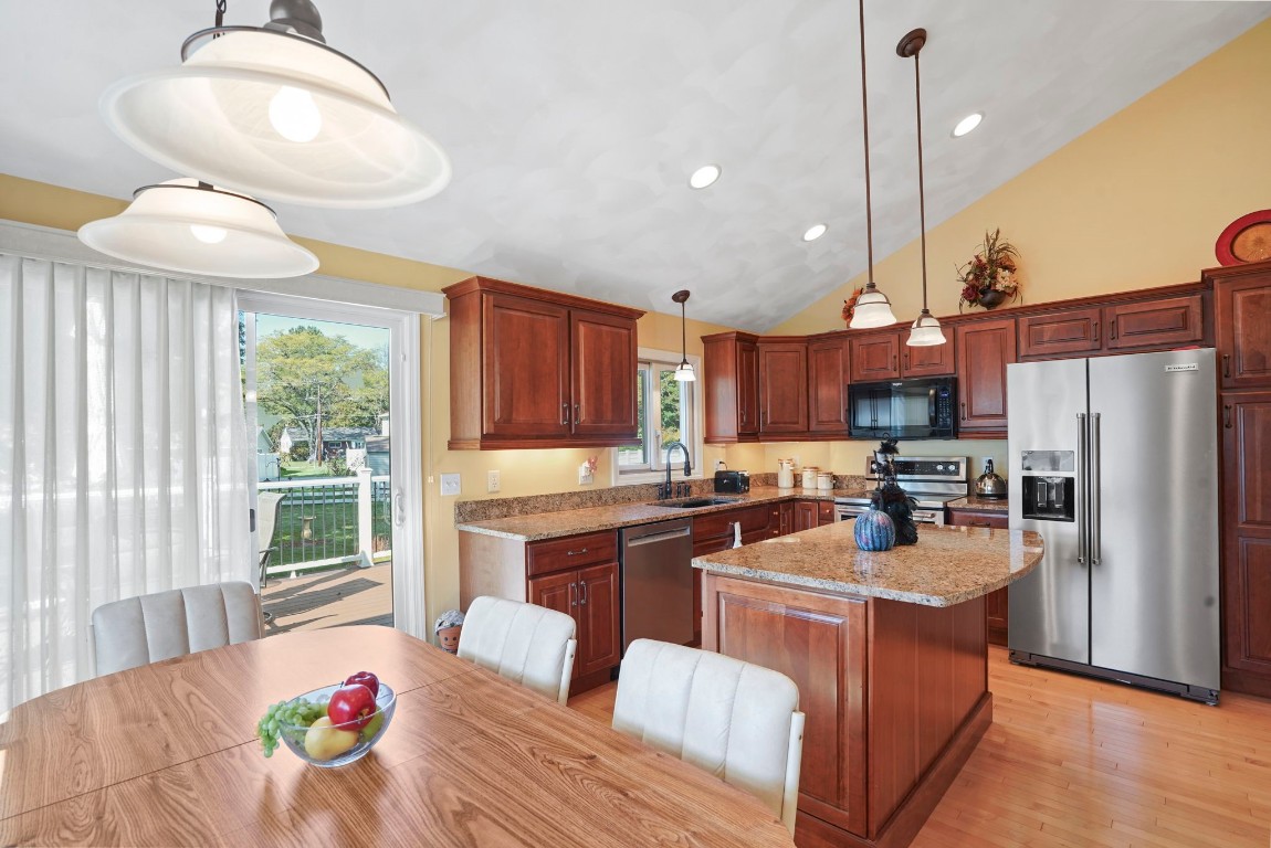 121 Pine Knoll Road Endicott, NY 13760 - Photo 11 of 31