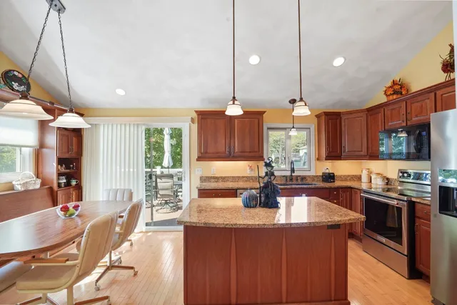 $275,000 | 121 Pine Knoll Road, Endicott, NY 13760