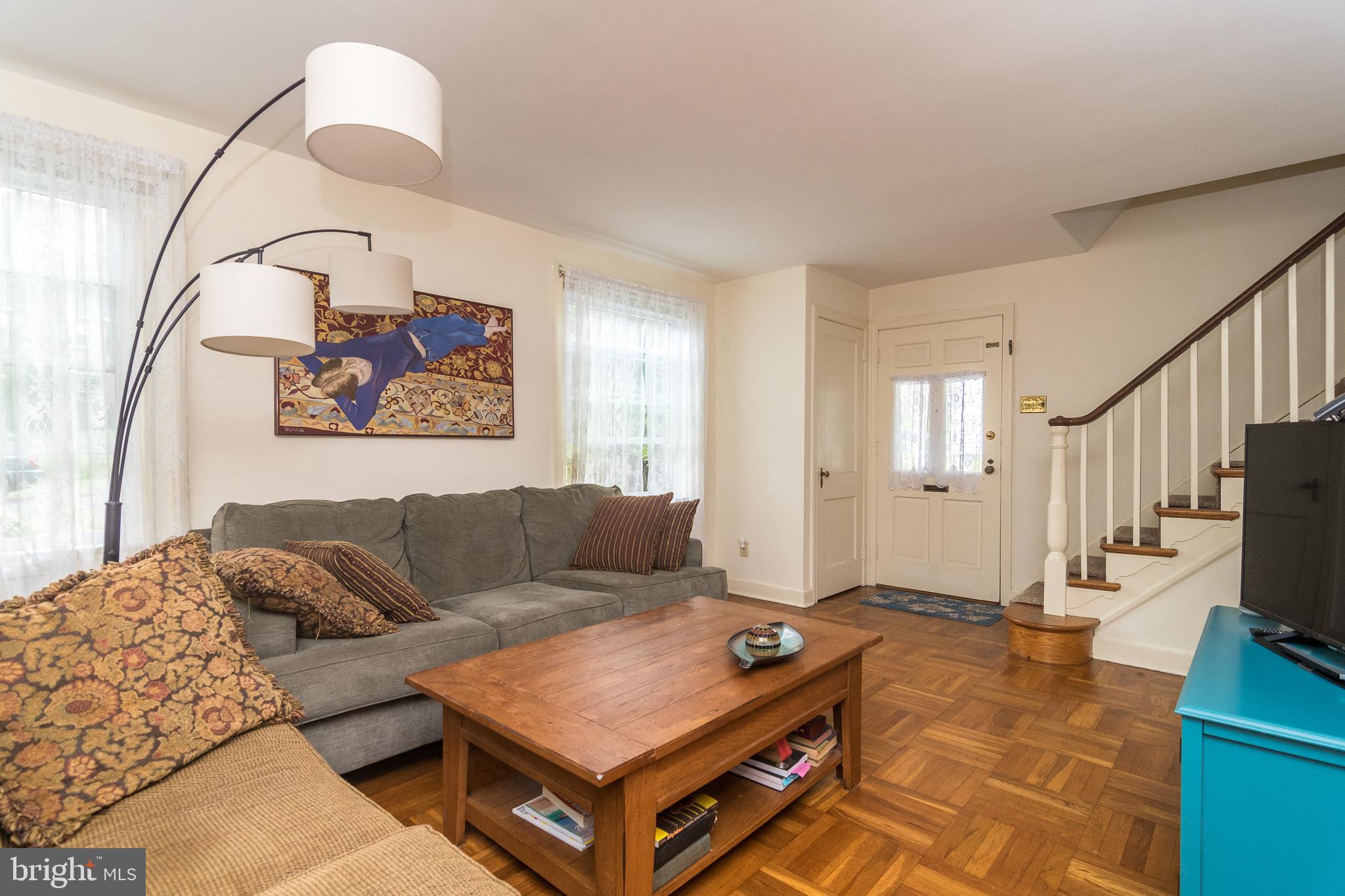 725 Fairfield Road Glenside, PA 19038 - Photo 7 of 39 Living Room