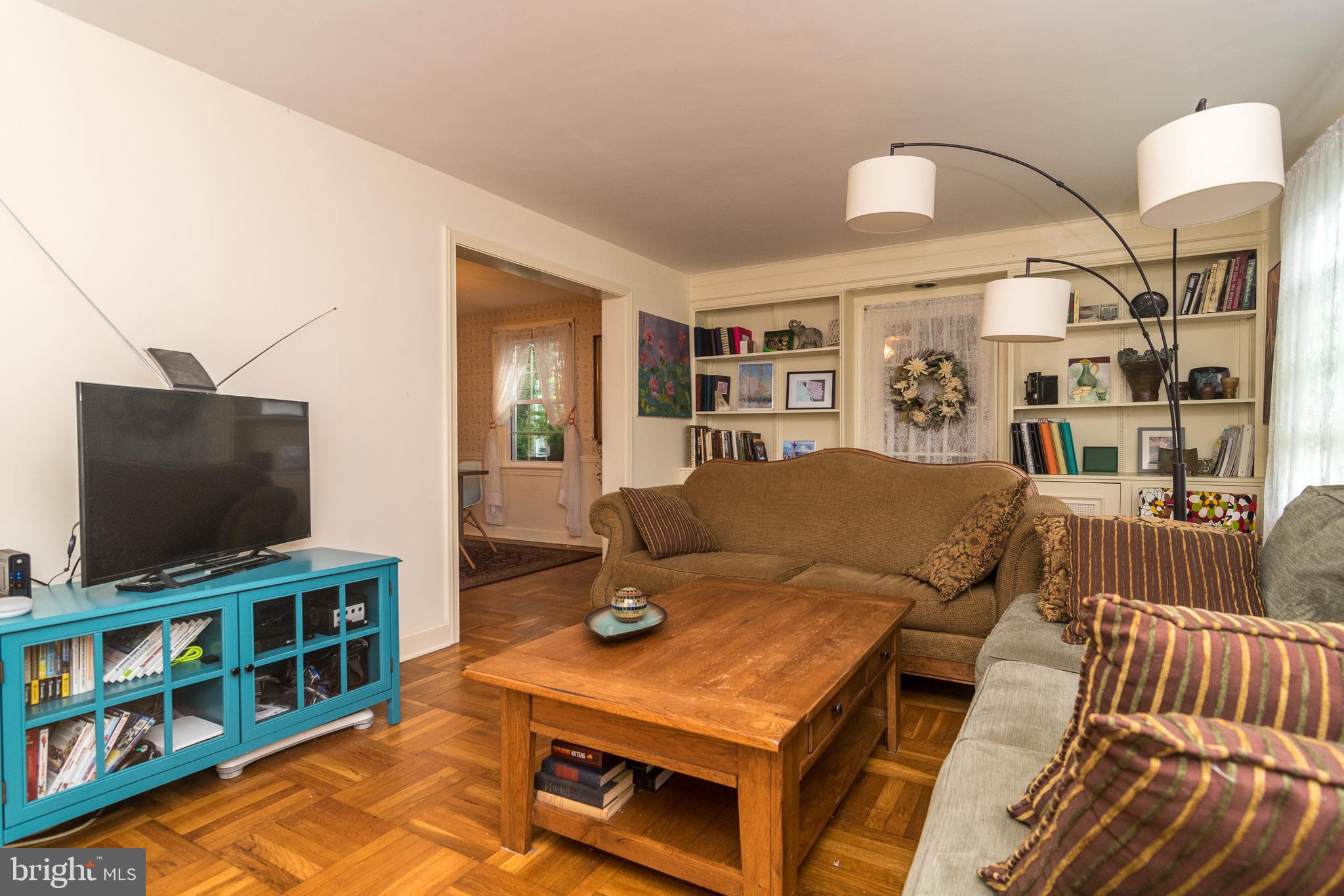 725 Fairfield Road Glenside, PA 19038 - Photo 9 of 39 Living Room