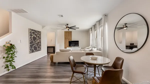 $2,350 | 9521 Dak Avenue, San Antonio, TX 78254