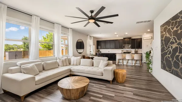 $2,350 | 9521 Dak Avenue, San Antonio, TX 78254