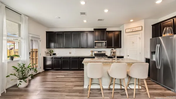 $2,350 | 9521 Dak Avenue, San Antonio, TX 78254
