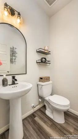 $2,350 | 9521 Dak Avenue, San Antonio, TX 78254