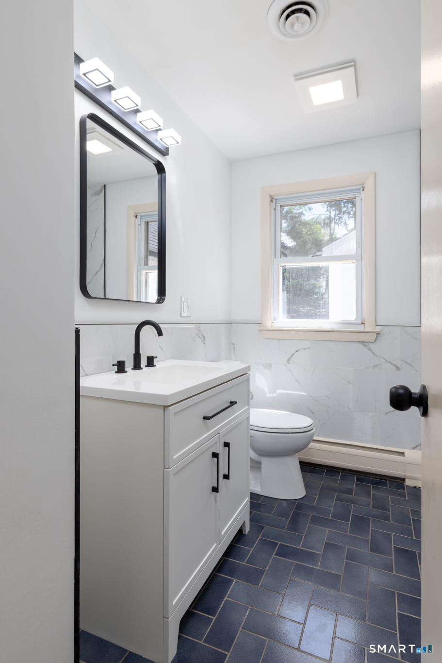 159 Hartland Terrace Berlin, CT 06037 - Photo 13 of 28