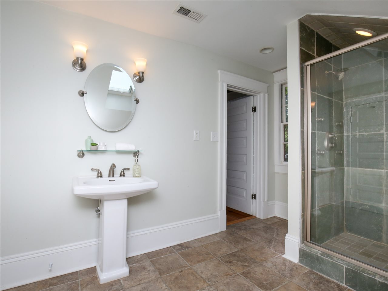 522 Cleveland Street Raleigh, NC 27605 - Photo 22 of 30 Photo 22