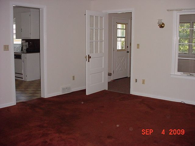 137 Gordon Road Rotterdam, NY 12306 - Photo 3 of 12 Photo 3