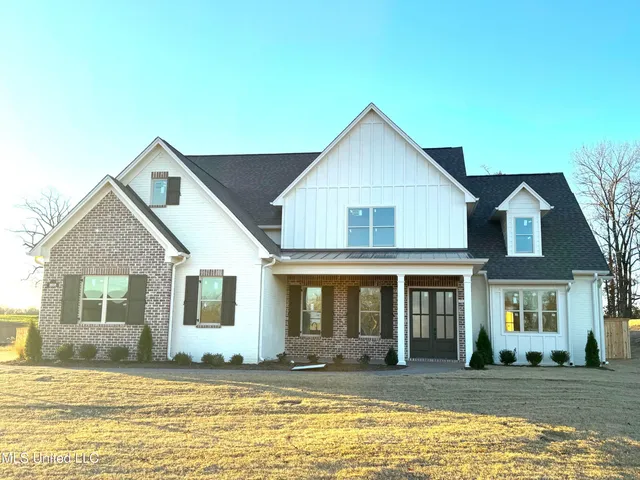 $682,500 | 2035 Livingston Way, Hernando, MS 38632